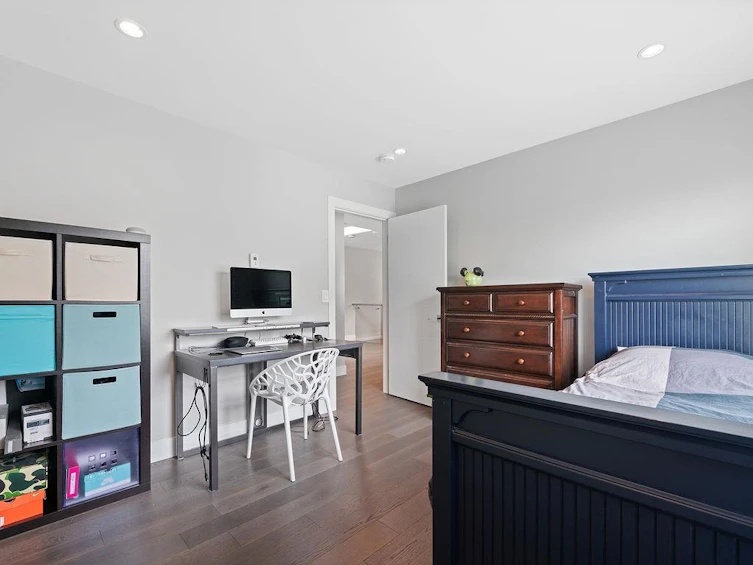 1572 Coleman Street, North Vancouver, BC, V7K 1W8 - 36
