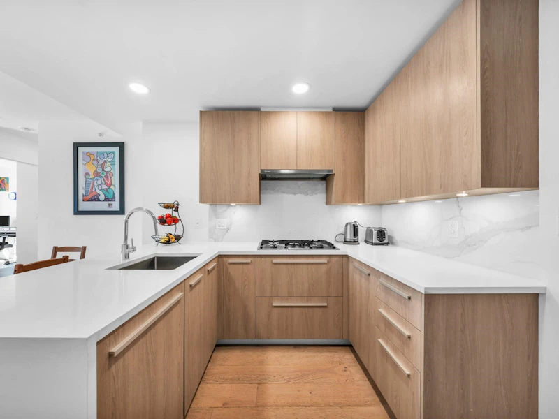 306 - 2707 Library Lane, North Vancouver BC