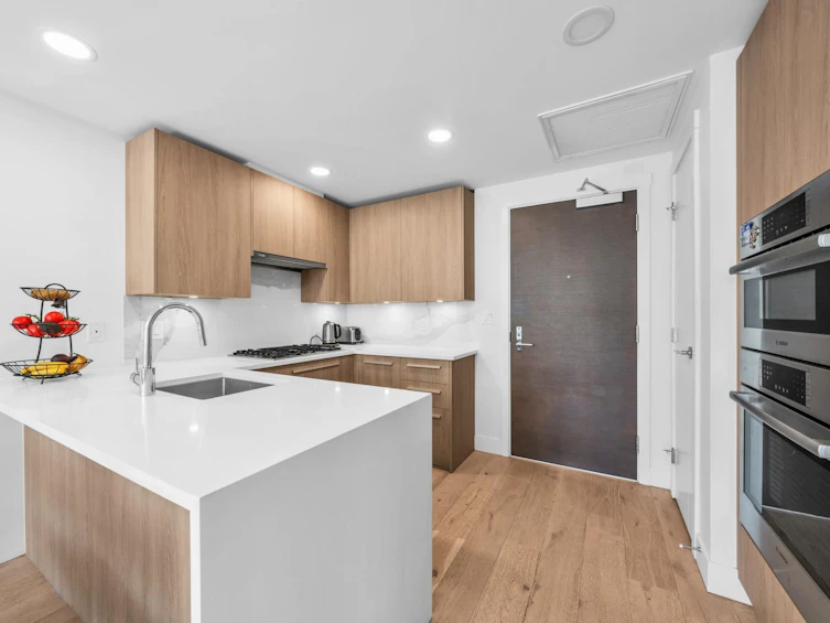 306-2707 Library Lane, North Vancouver, BC, V7J 0C6 - 4