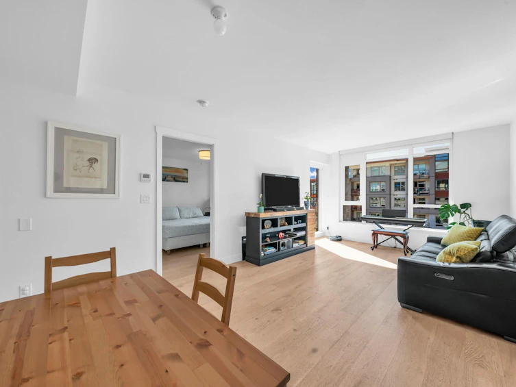 306-2707 Library Lane, North Vancouver, BC, V7J 0C6 - 7