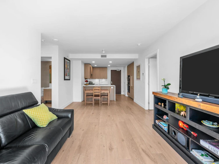 306-2707 Library Lane, North Vancouver, BC, V7J 0C6 - 11