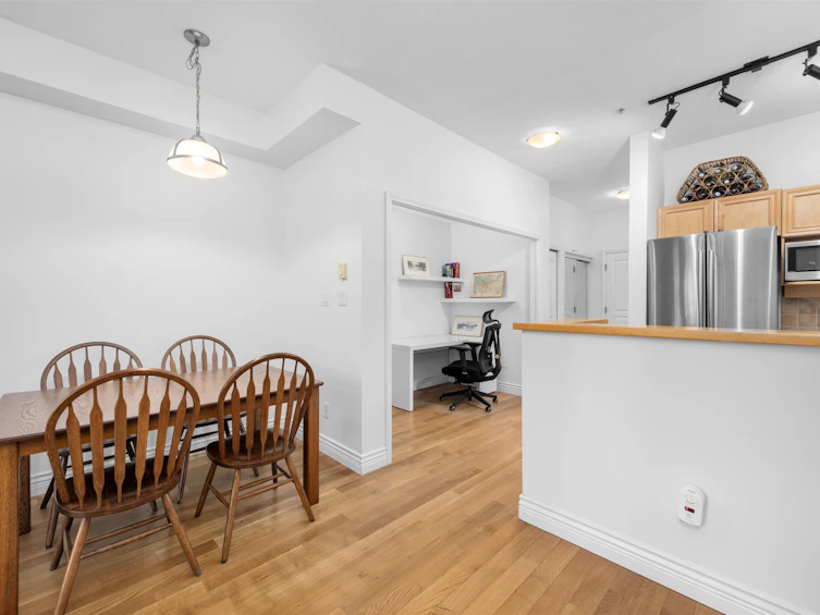 116-2628 Yew Street, Vancouver, BC, V6K 4T4 - 7