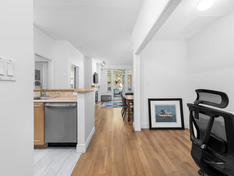 116-2628 Yew Street, Vancouver, BC, V6K 4T4 - 9