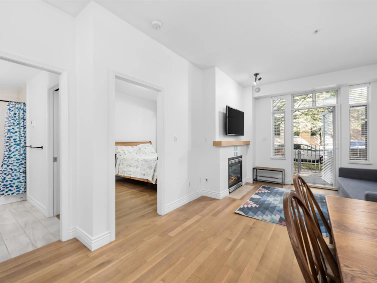116-2628 Yew Street, Vancouver, BC, V6K 4T4 - 2