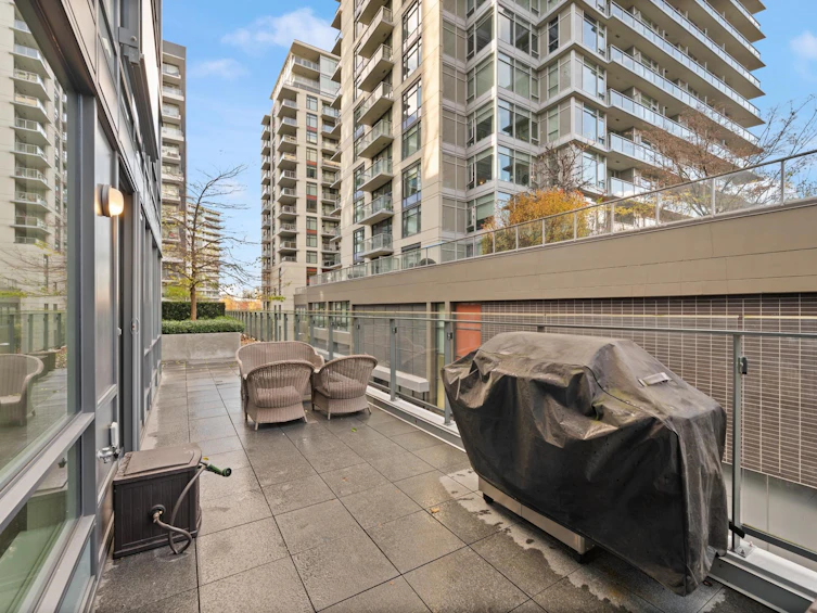201-159 W 2nd Avenue, Vancouver, BC, V5Y 0L8 - 5