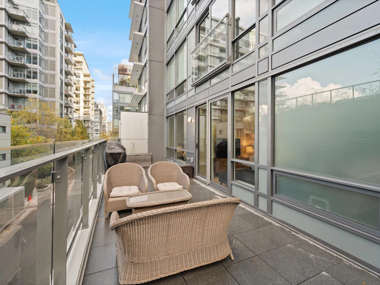 201-159 W 2nd Avenue, Vancouver, BC, V5Y 0L8 - 6