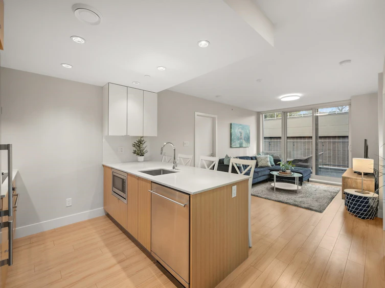 201-159 W 2nd Avenue, Vancouver, BC, V5Y 0L8 - 9