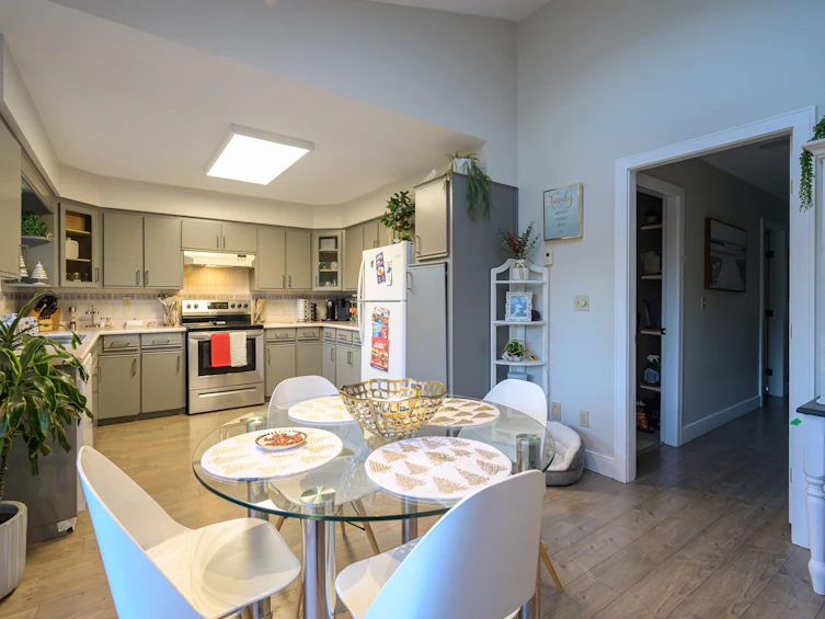5451 Grove Avenue, Delta, BC, V4K 2A6 - 16