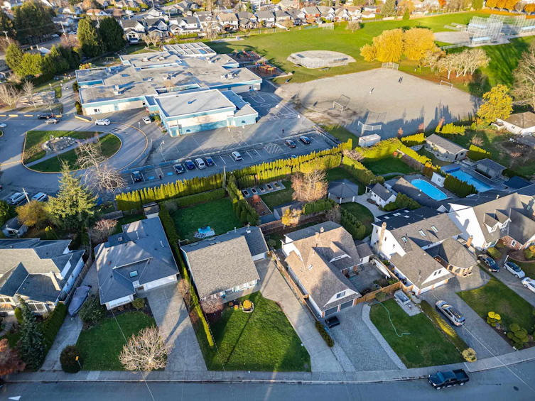 5451 Grove Avenue, Delta, BC, V4K 2A6 - 35