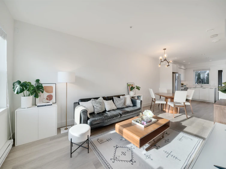 205-6933 Arcola Street, Burnaby, BC, V5E 0C4 - 2