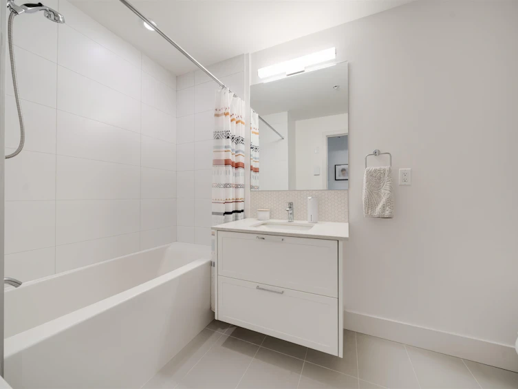 205-6933 Arcola Street, Burnaby, BC, V5E 0C4 - 21