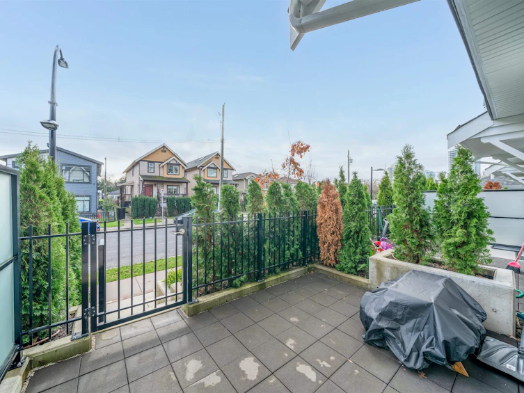 205-6933 Arcola Street, Burnaby, BC, V5E 0C4 - 26