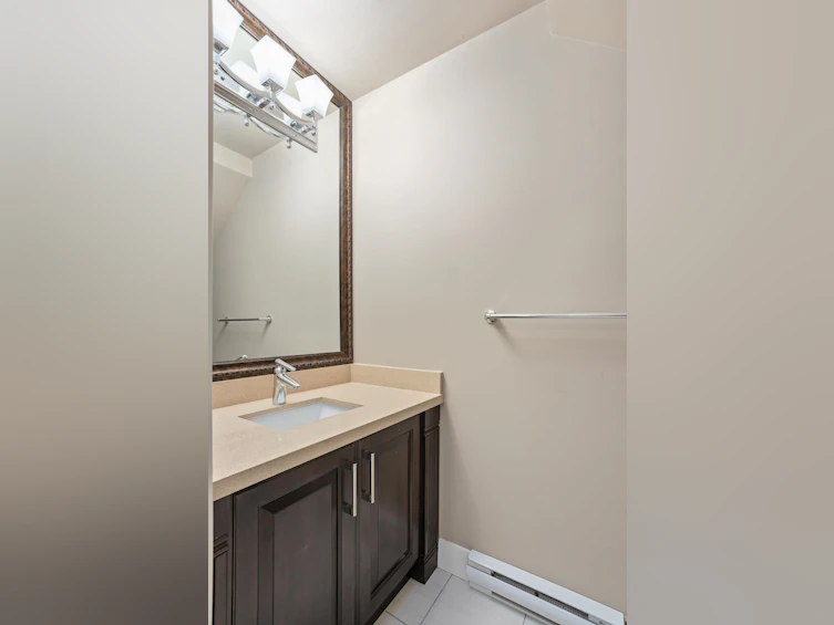 1370 Pinetree Way, Coquitlam, BC, V3E 2Z4 - 34