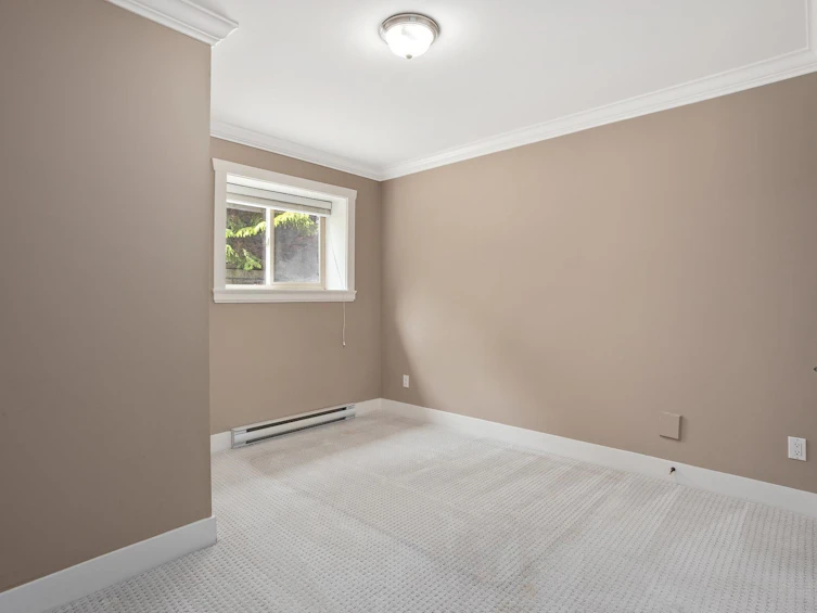 1370 Pinetree Way, Coquitlam, BC, V3E 2Z4 - 39