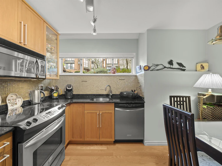 103-835 W 7th Avenue, Vancouver, BC, V5Z 1C2 - 5