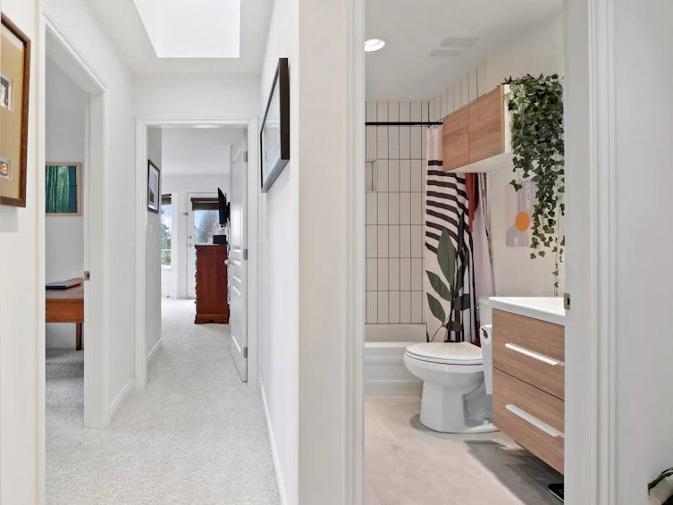 4-1940 Chesterfield Avenue, North Vancouver, BC, V7M 2P5 - 22