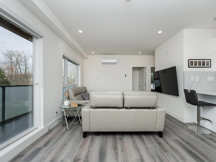 A303-8447 202 Street, Langley, BC, V2Y 4K1 - 8