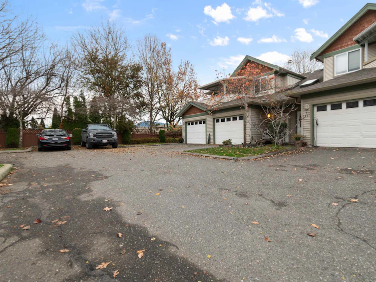 19-9470 Hazel Street, Chilliwack, BC, V2P 5N1 - 2