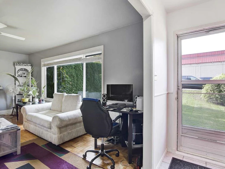 10846 Oriole Drive, Surrey, BC, V3R 5A3 - 4