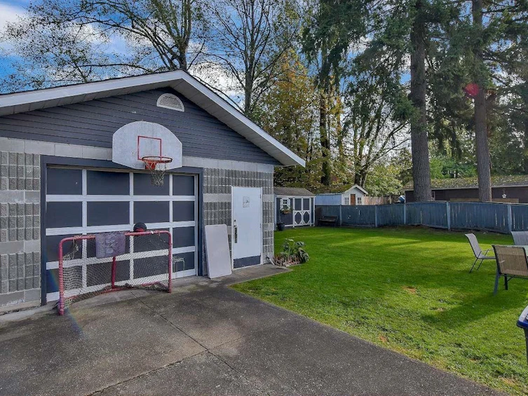 10846 Oriole Drive, Surrey, BC, V3R 5A3 - 25