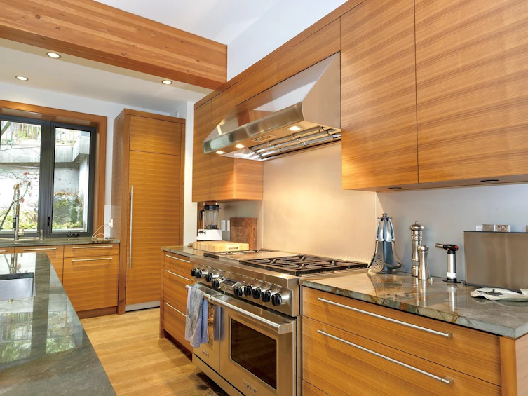 5432 Sans Souci Road, Halfmoon Bay, BC, V7Z 1B6 - 14