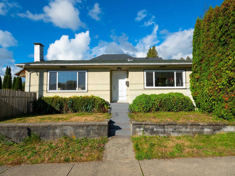 356 W 23rd Street, North Vancouver BC V7M 2B5