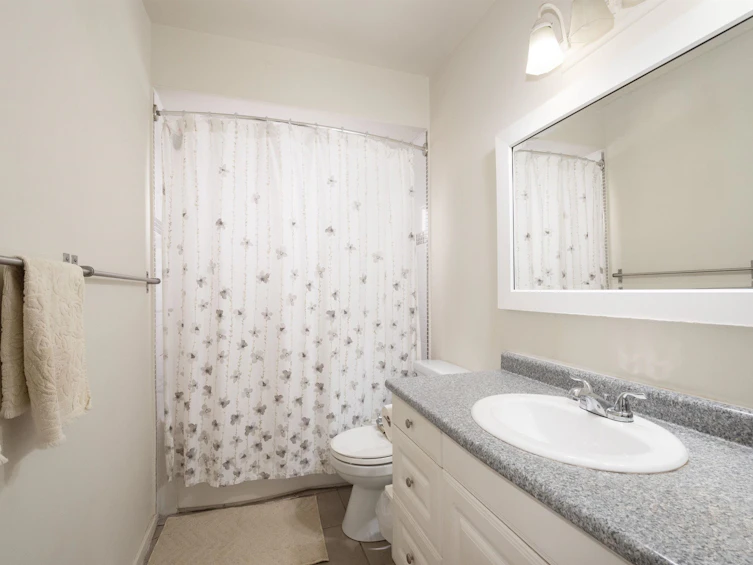 356 W 23rd Street, North Vancouver, BC, V7M 2B5 - 11