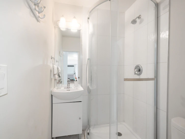 356 W 23rd Street, North Vancouver, BC, V7M 2B5 - 12