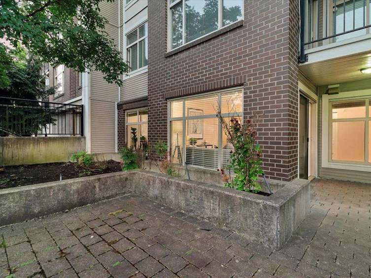 L106-13555 Gateway Drive, Surrey, BC, V3T 0B5 - 23