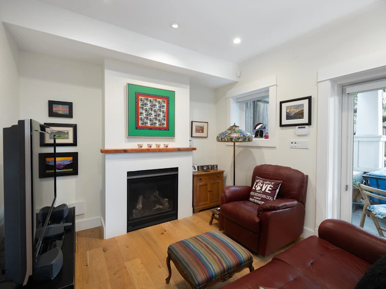 3696 W 2nd Avenue, Vancouver, BC, V6R 1J7 - 28