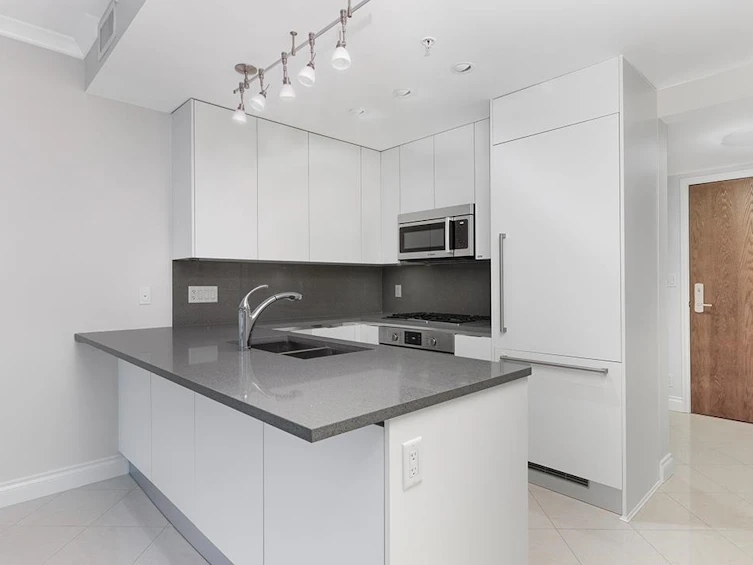 1207-199 Victory Ship Way, North Vancouver, BC, V7L 0E2 - 8