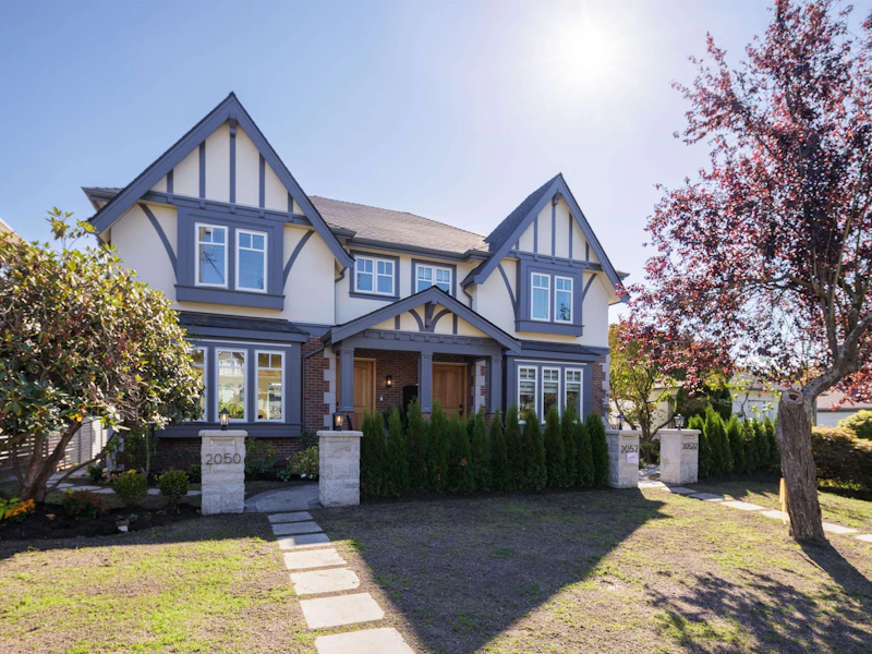 2050 W 57th Avenue, Vancouver BC V6P 1V2