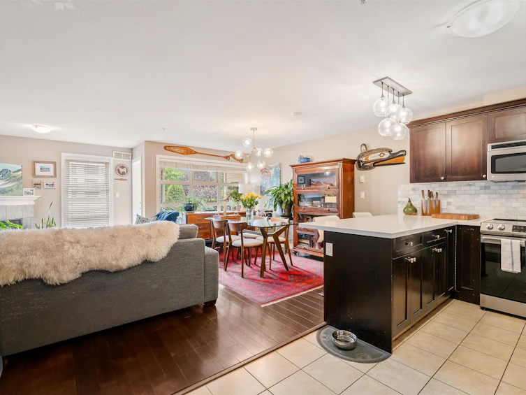 307-1310 Victoria Street, Squamish, BC, V8B 0A9 - 10