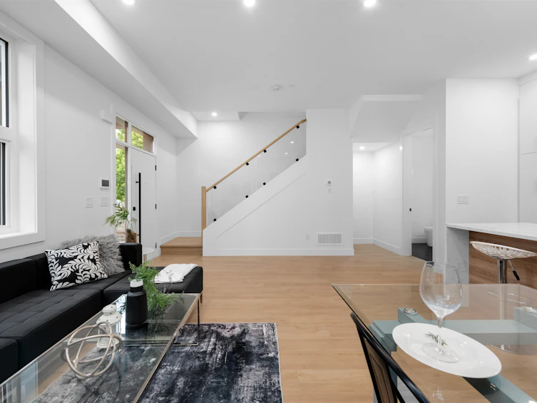1-1160 Rossland Street, Vancouver, BC, V5K 4A1 - 5