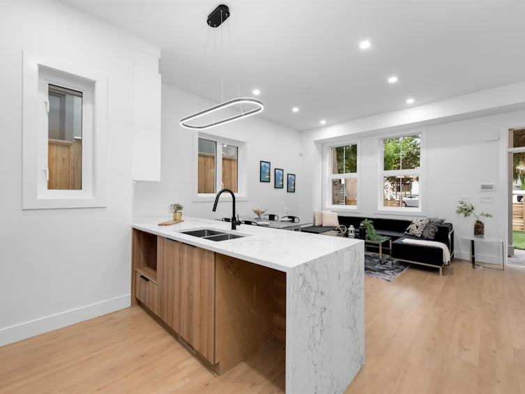 1-1160 Rossland Street, Vancouver, BC, V5K 4A1 - 9