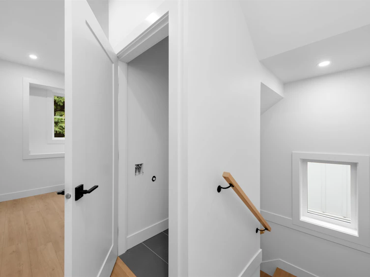 1-1160 Rossland Street, Vancouver, BC, V5K 4A1 - 19