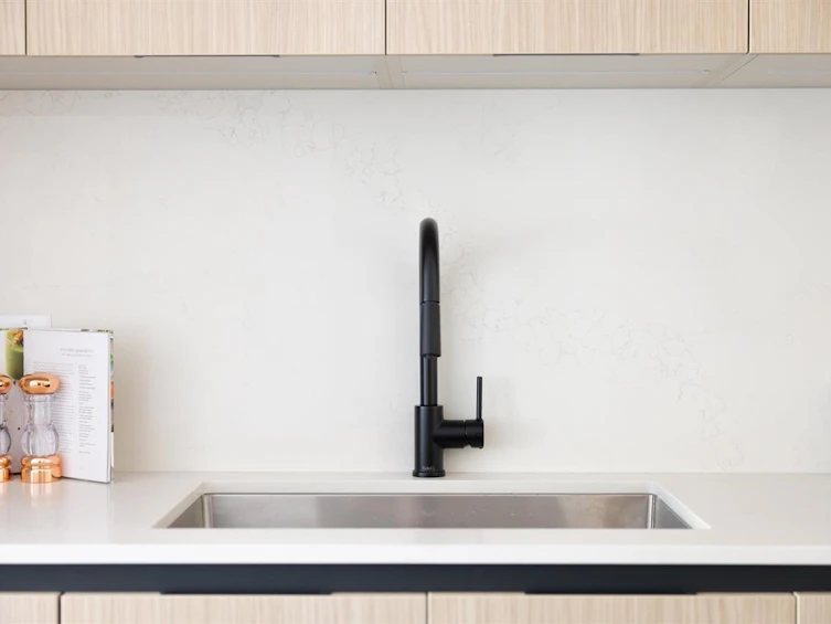 202-2235 E Broadway, Vancouver, BC, V5N 1W8 - 12