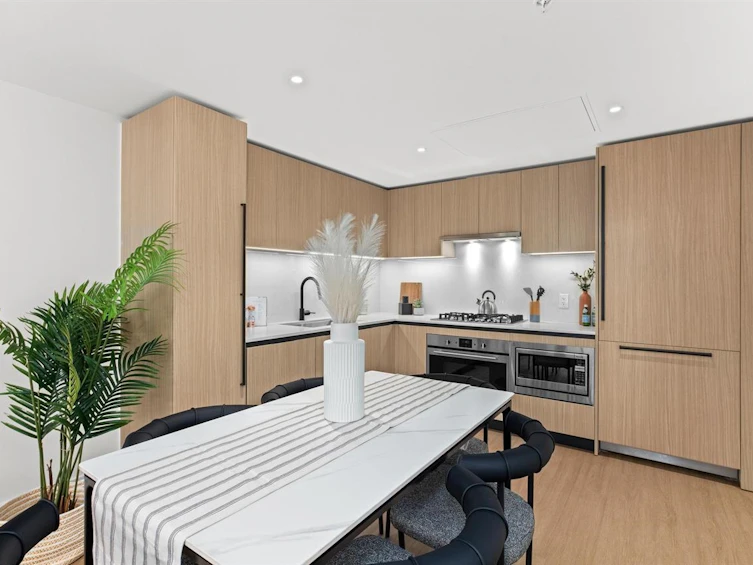 202-2235 E Broadway, Vancouver, BC, V5N 1W8 - 14