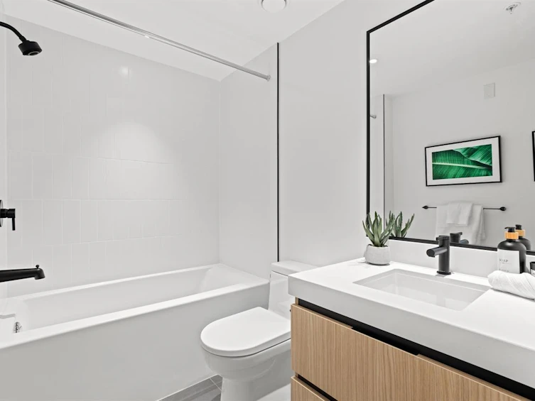 202-2235 E Broadway, Vancouver, BC, V5N 1W8 - 19