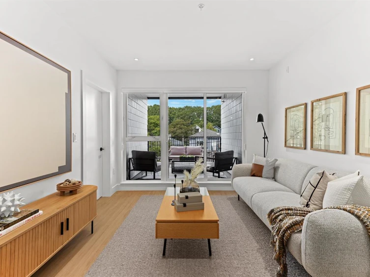 202-2235 E Broadway, Vancouver, BC, V5N 1W8 - 29