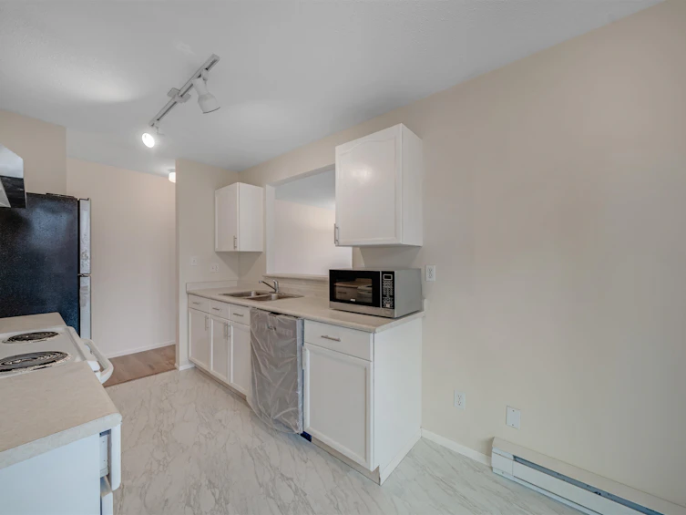 303-5078 Irving Street, Burnaby, BC, V5H 1T7 - 19