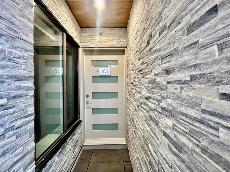 101-524 S Fletcher Road, Gibsons, BC, V0N 1V0 - 11