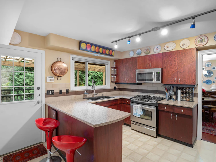 4450 Salish Drive, Vancouver, BC, V6N 3M8 - 4