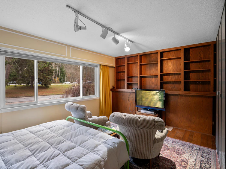 4450 Salish Drive, Vancouver, BC, V6N 3M8 - 5