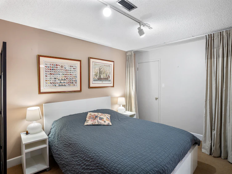 4450 Salish Drive, Vancouver, BC, V6N 3M8 - 8