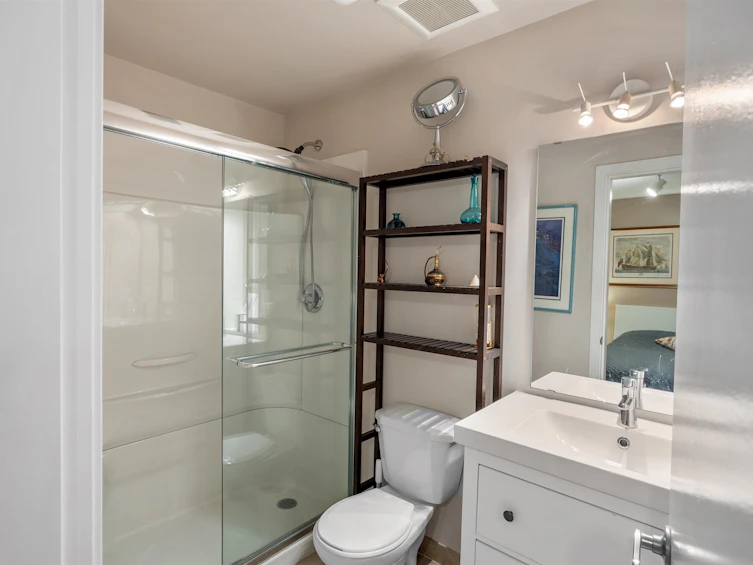 4450 Salish Drive, Vancouver, BC, V6N 3M8 - 9