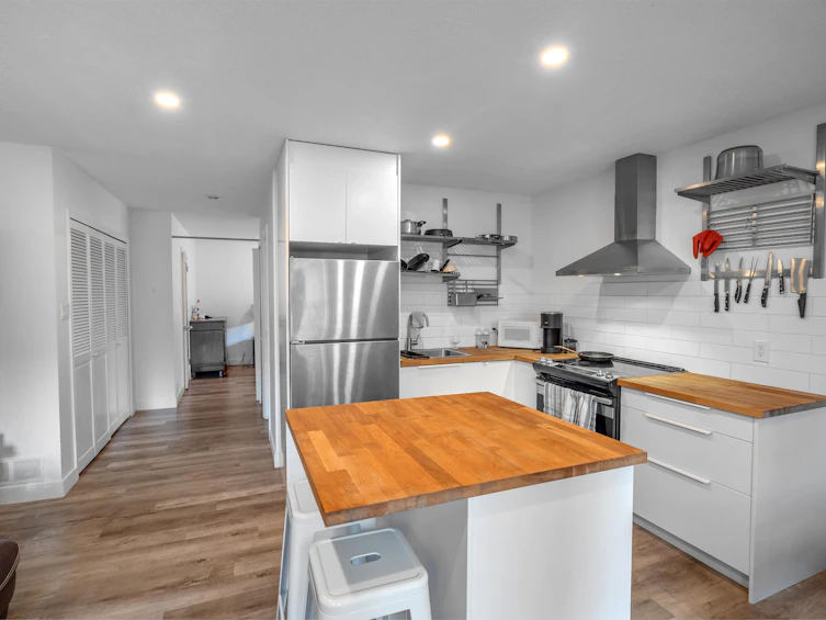 4450 Salish Drive, Vancouver, BC, V6N 3M8 - 11