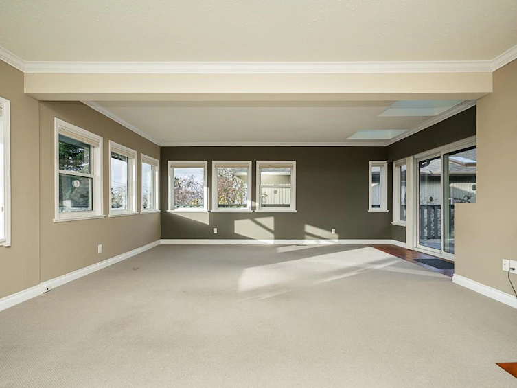 254 W Windsor Road, North Vancouver, BC, V7N 2N1 - 5