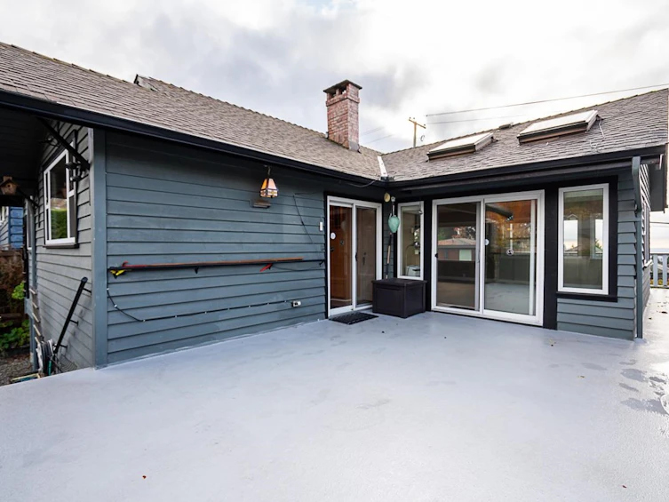 254 W Windsor Road, North Vancouver, BC, V7N 2N1 - 23