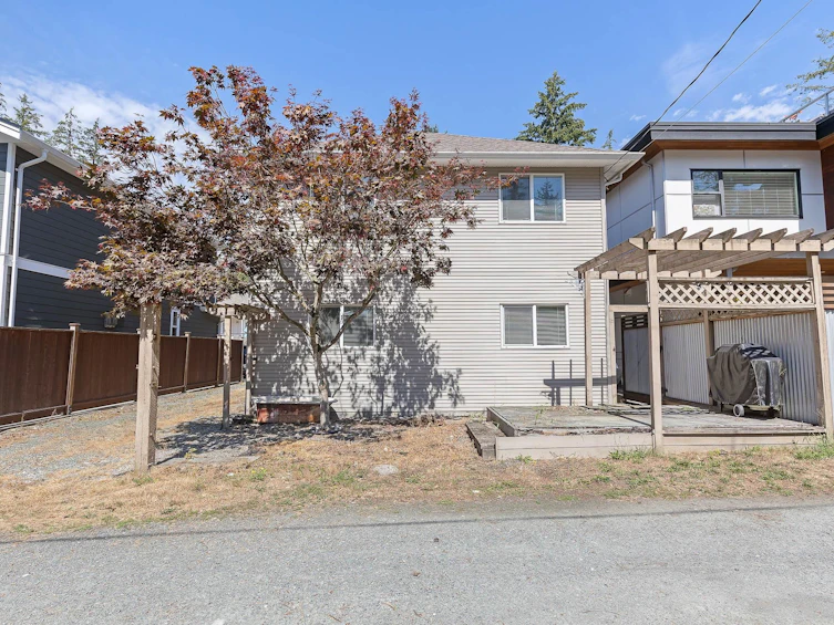 320 Spruce Street, Cultus Lake, BC, V2R 4Y7 - 31